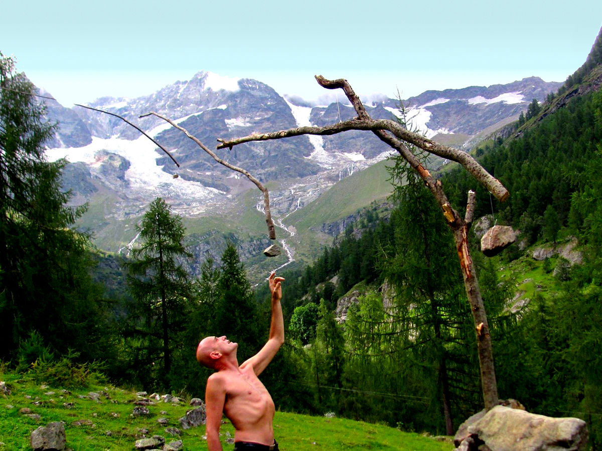 mobile sculpure - pierluigi bruno